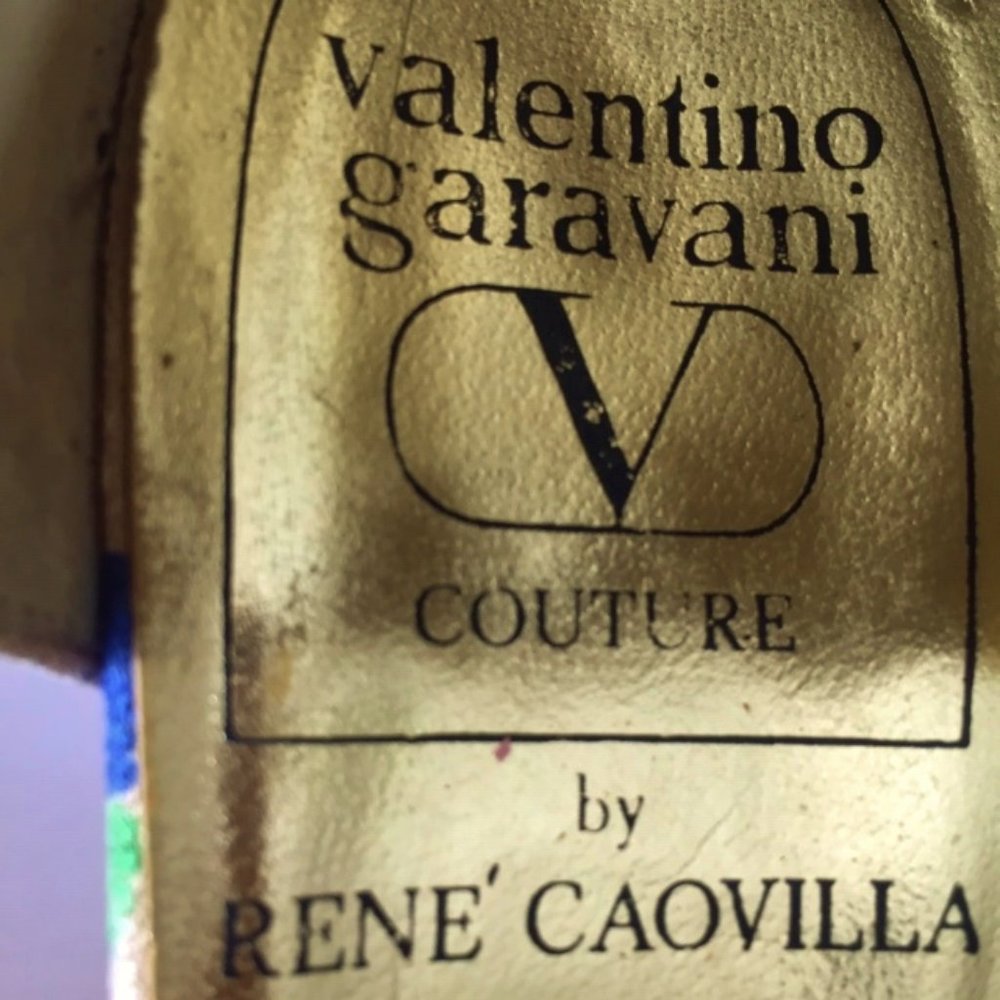 Vintage Valentino Garavani Couture Flower Heels - Picture 2 of 14